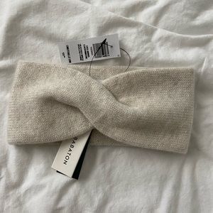 NWT Aritzia Babaton Celmins Liteluxe Cashmere Headband